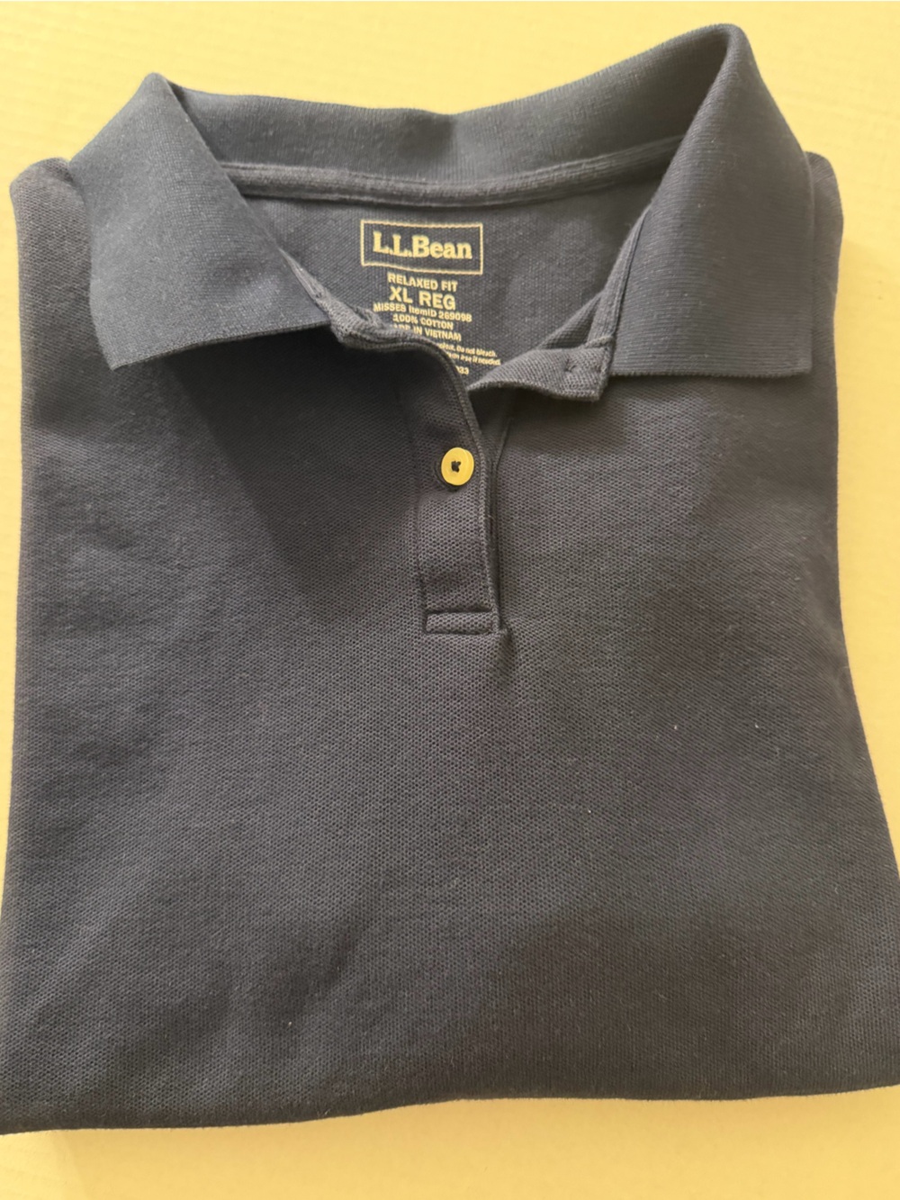 LL BEAN ladies XL navy blue,polo/golf,short sleeve shirt,good condition,reg cut